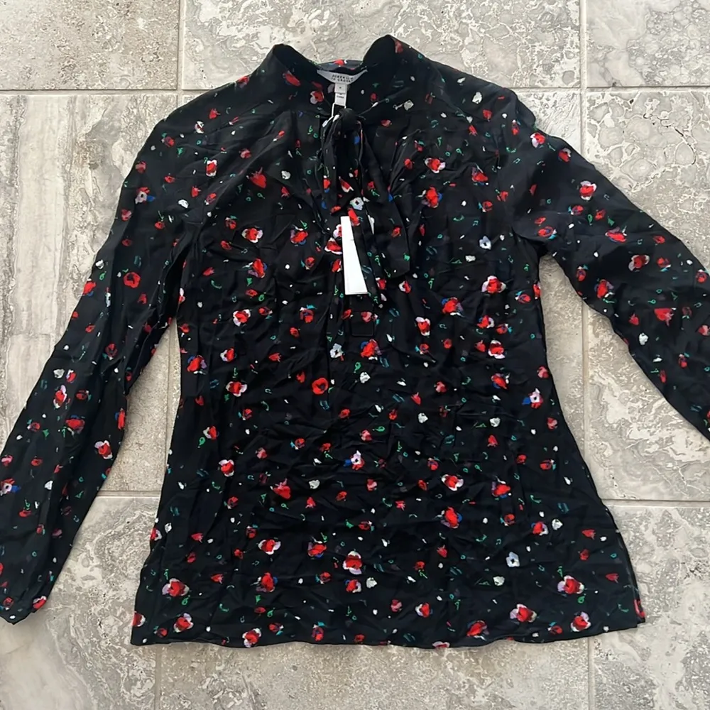 Derek Lam 10 Crosby Evadne Black Floral Tie Neck Blouse, Size 0 NEW w/Tag $295 - Image 3