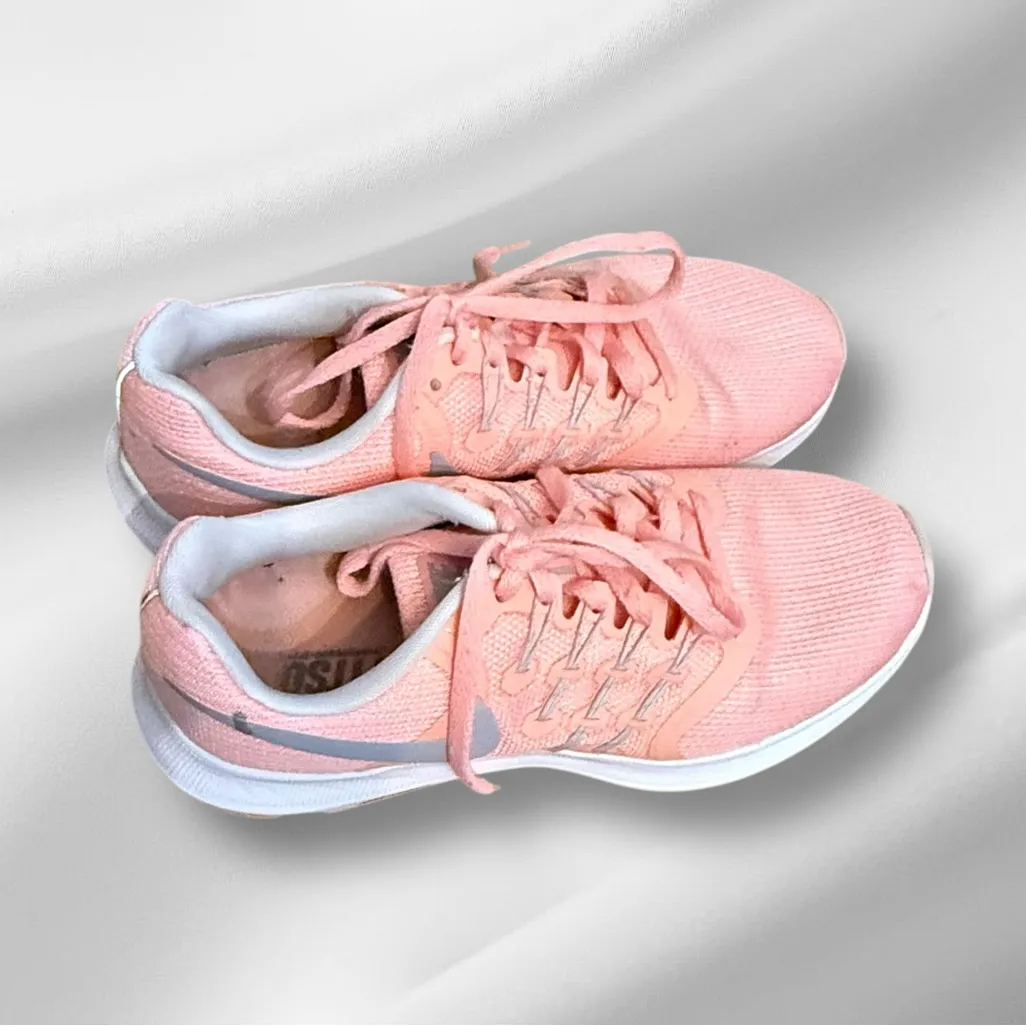 Nike Running‎ Run Swift Athletic Shoes - Image 3