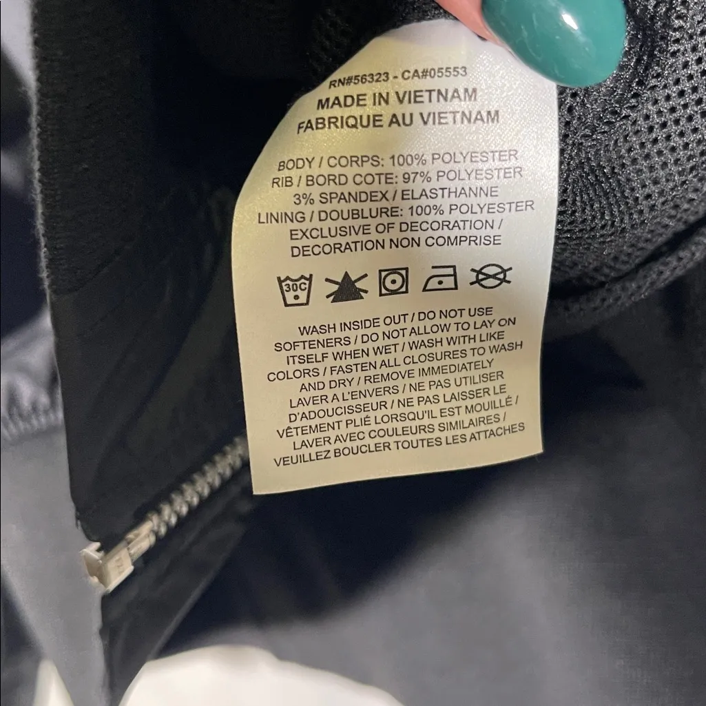 NIKE WOMENS SPORTSWEAR ESSENTIAL BOMBER ZIP UP JACKET BLACK SMALL - Image 5