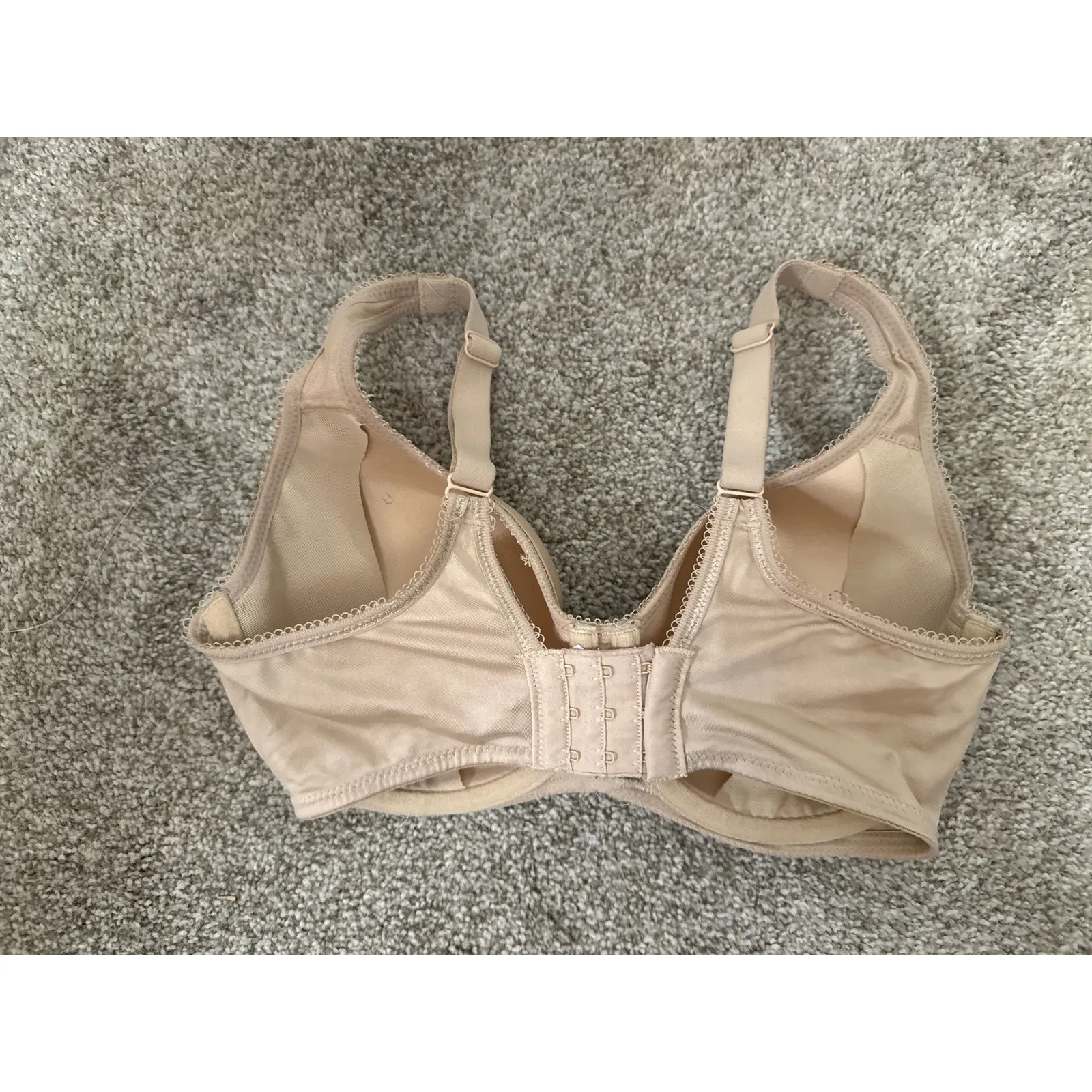 Wacoal Basic Beauty  Underwire Full Coverage Tshirt Bra Bundle(2)32DD,Tan&Silver - Image 4