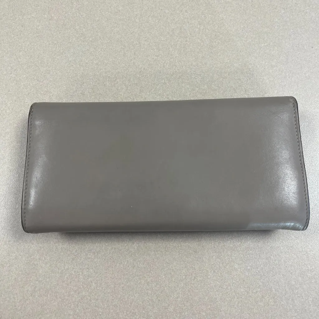 FENDI Peekaboo Leather Continental Wallet w/Turnlock - Greige - Preowned - Image 2