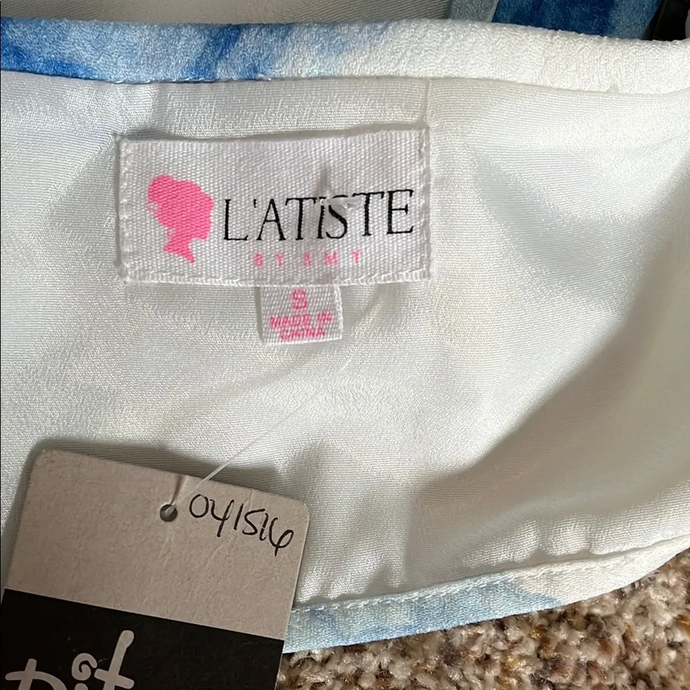 NWT Boutique Blue and White Watercolor Floral Bralette - Size Small - Image 12