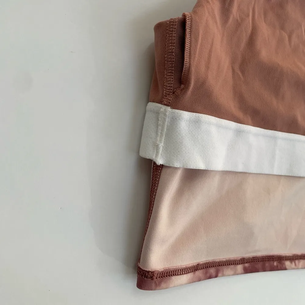 ATHLETA Conscious Crop Sports Bra Tank Top in Just Dance Ballerina Gown Size S - Image 8