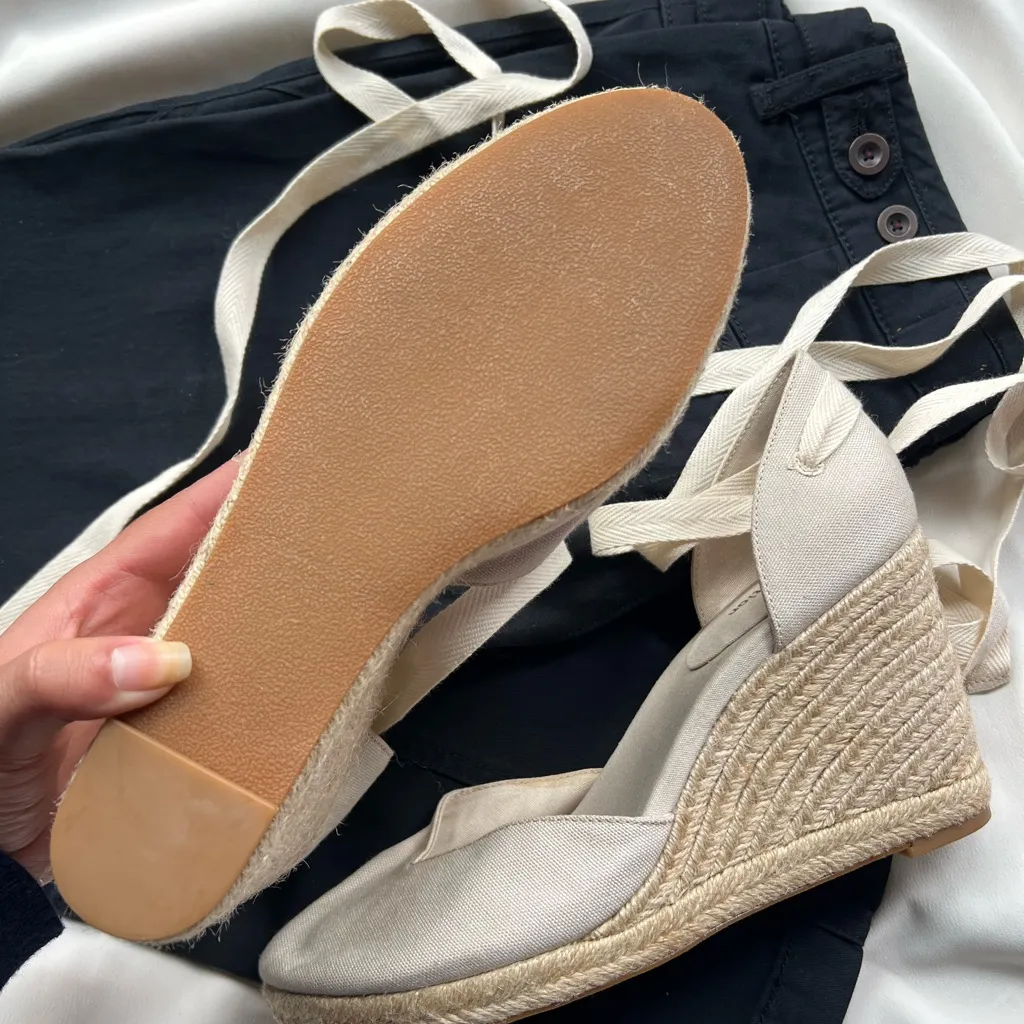 REFORMATION CAMILLA ESPRDILLES LACE UP WEDGE ✨👜 - Image 5