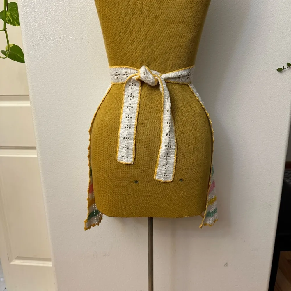 Vintage 60's/70's Style  Apron - Image 6