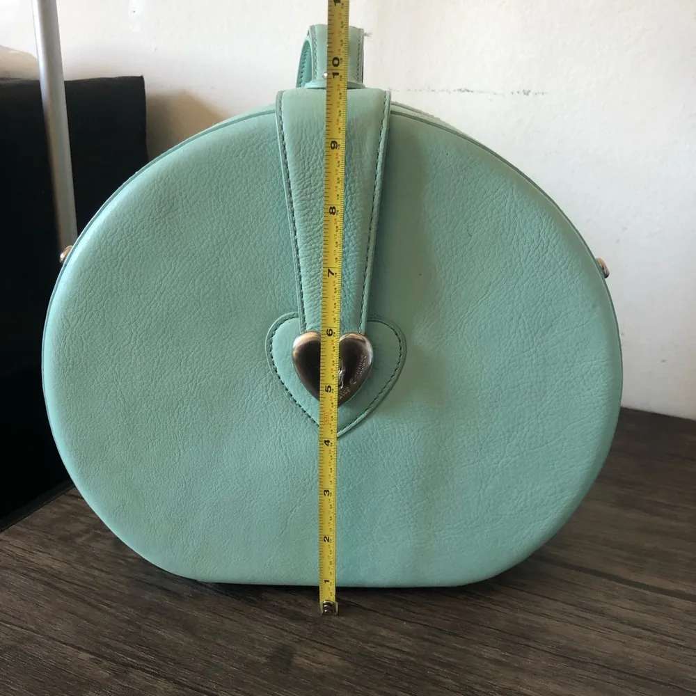 Vintage Y2K Juicy Couture Train Case Cosmetic Bag Travel Purse Round Tiffany VTG - Image 6