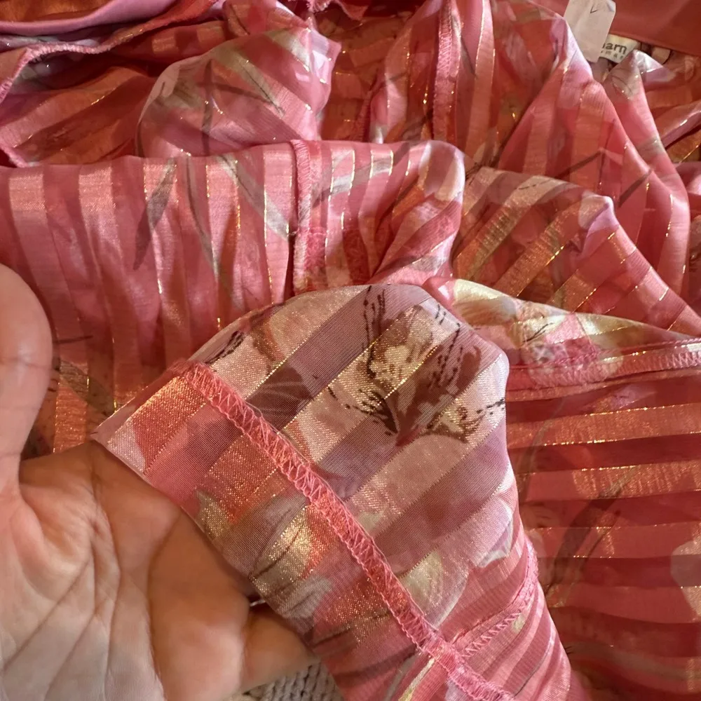 Dressbarn Floral Sheer Striped Blouse size 18W - Image 5