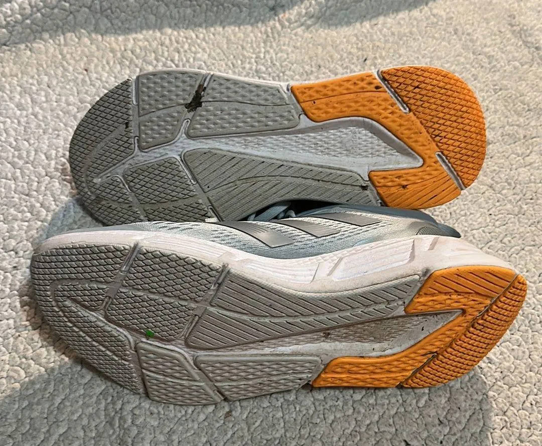 Questar Sneakers - Image 5
