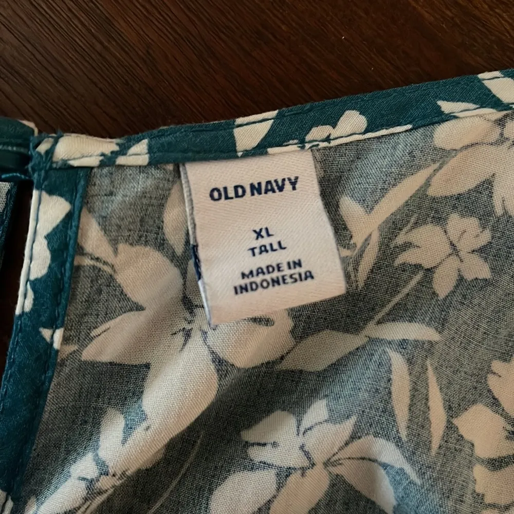 Wide Leg Jumpsuit - Blue and White Floral Design- Women’s Size XL TALL - Image 4