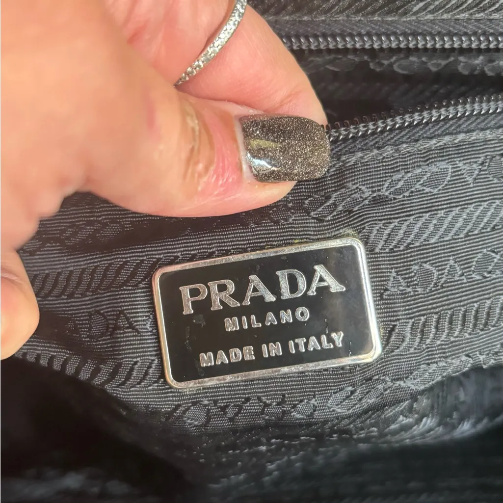 RARE🔥AUTHENTIC PRADA NYLON Logo Satchel/Shoulder/ Nylon/leather wallet - Image 7