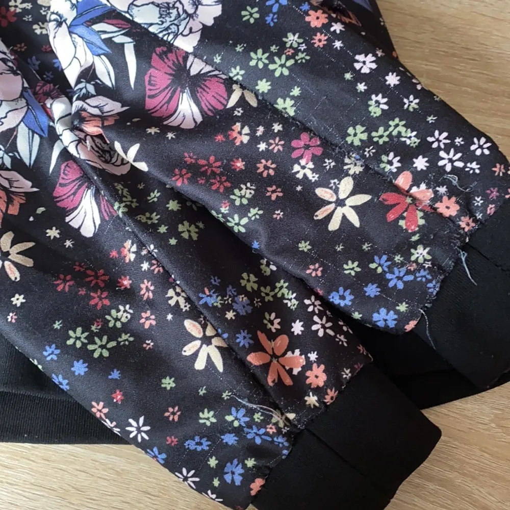 Elodie Floral Print Bomber Jacket Sz Medium - Image 7