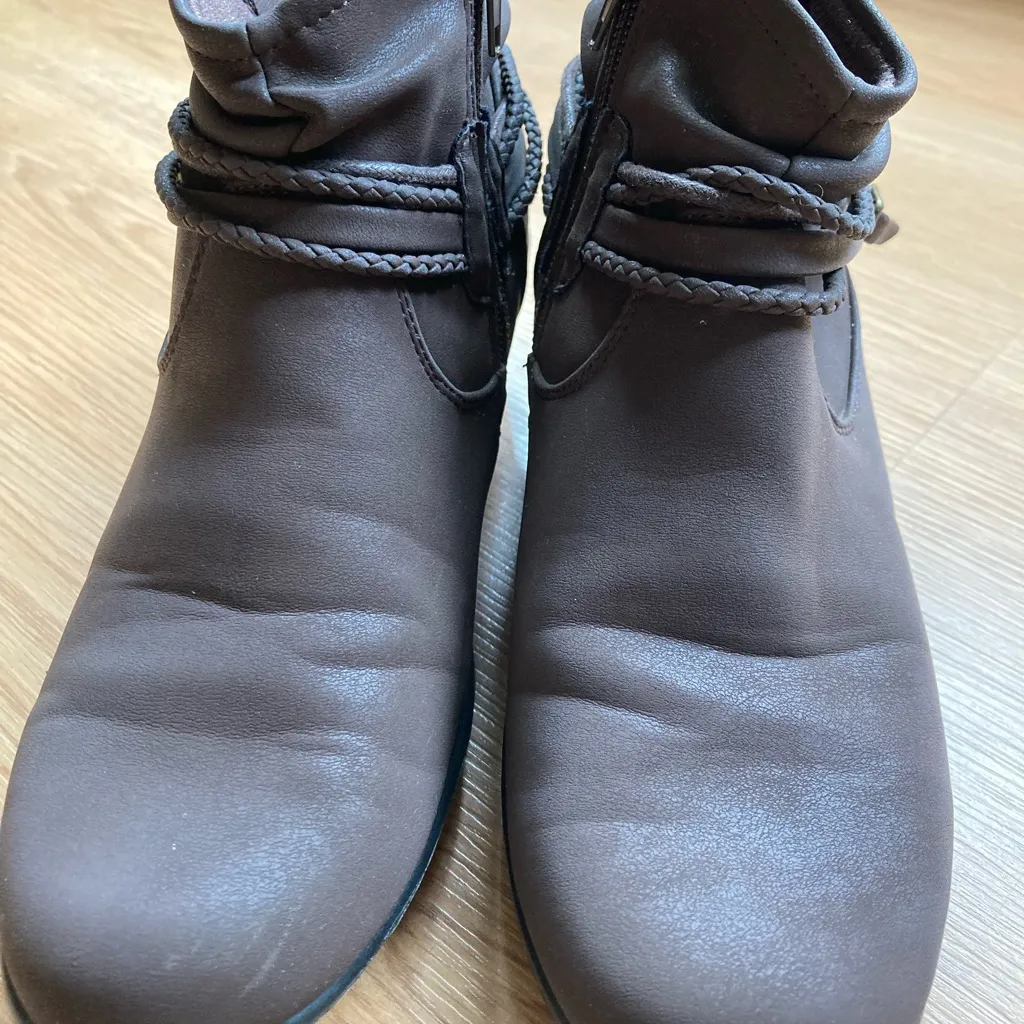 Maurice's  Brown boho Chukka ankle Boots 7.5 W - Image 4
