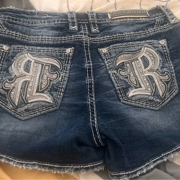 NWOT Rock Revival Easy with bling - Image 2