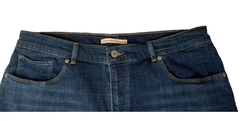 Womens Levi's Classic Bermuda Shorts Denim Jean Dark Wash Stretch Comfort Sz 32 - Image 2