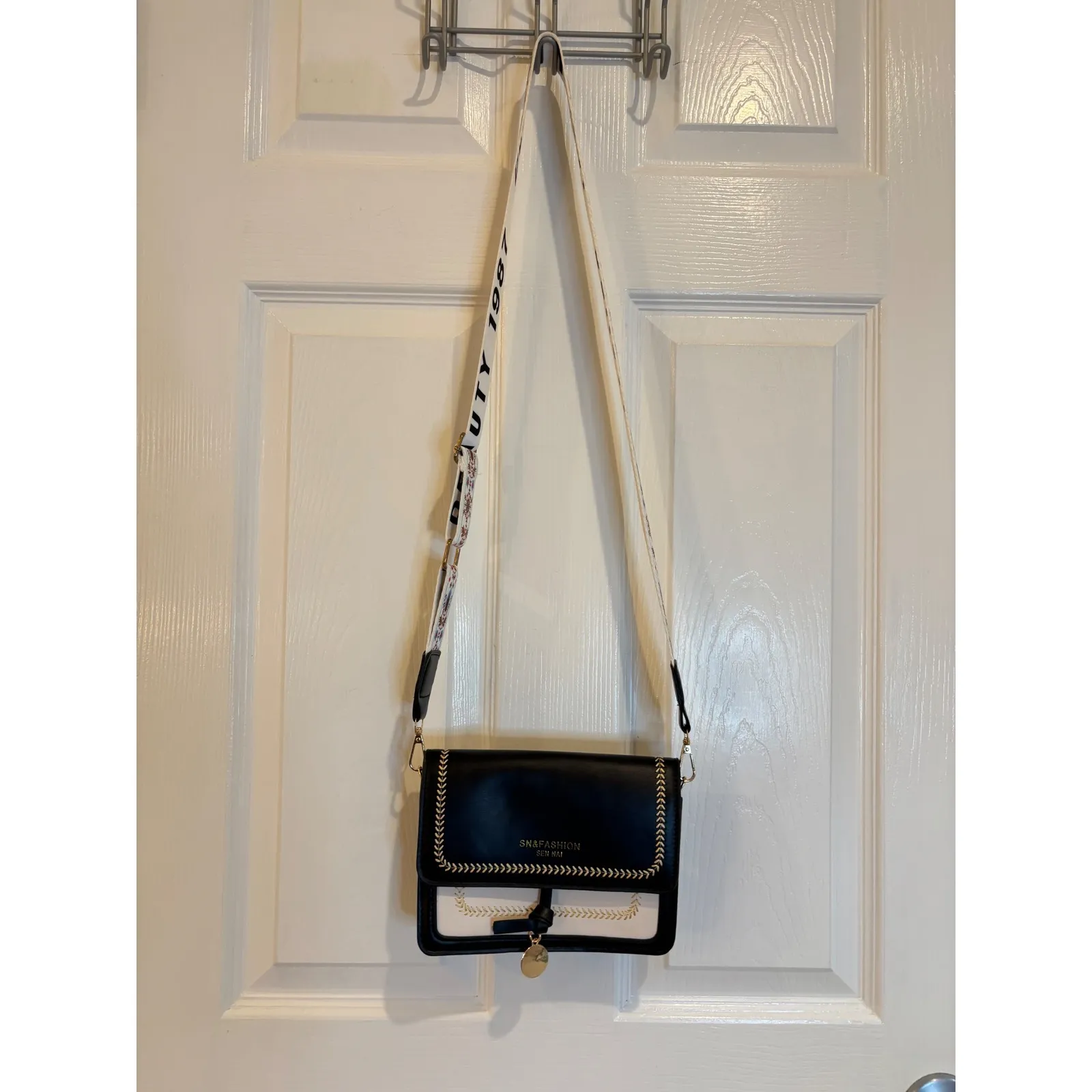 Black‎ & White Crossbody Bag with Beige Strap SN&Fashion Shoulder Purse Black - Image 2
