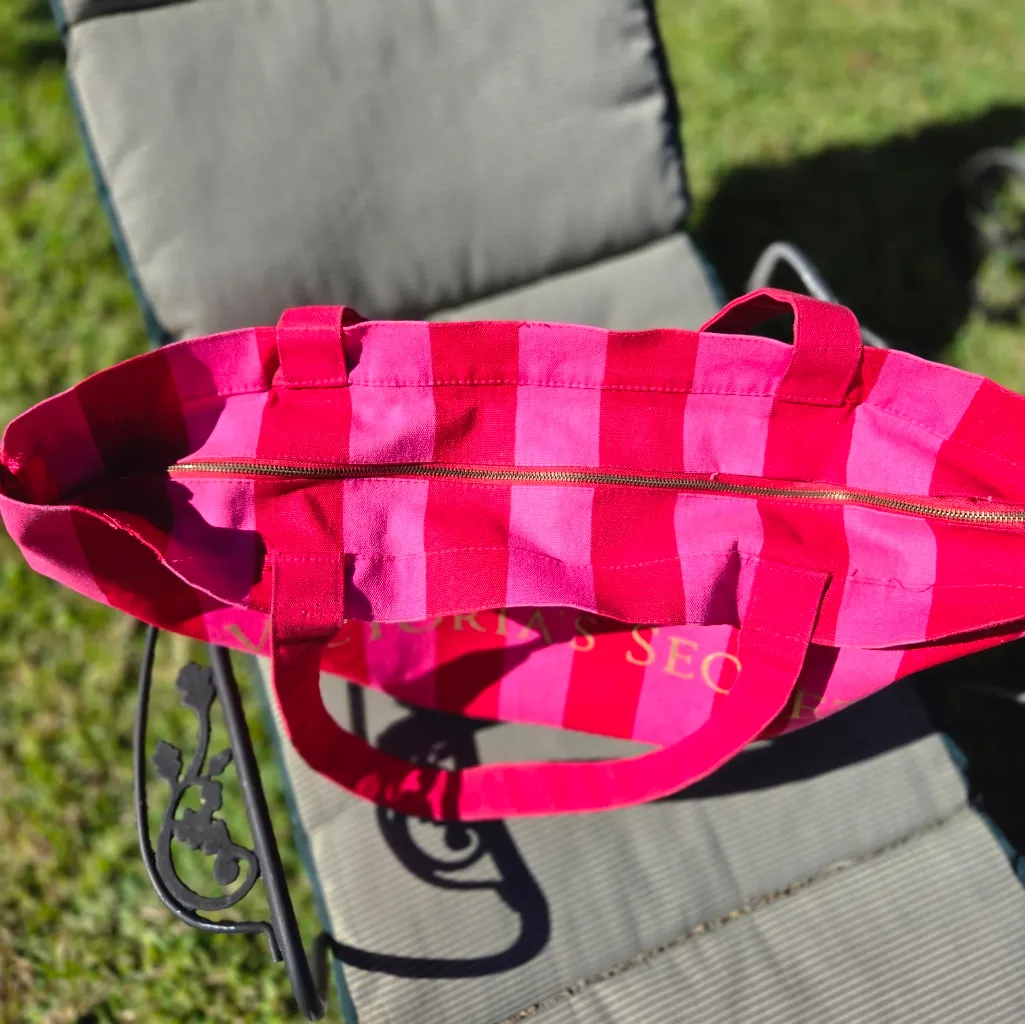Victoria's Secret Bright Pink Striped Thick Canvas Weekender Bag Zipper 26x17x6" - Image 9