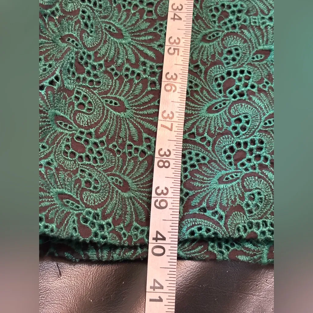 Ann Taylor Embroidered Lace Sheath Dress in Green Eden Size 12 - Image 15