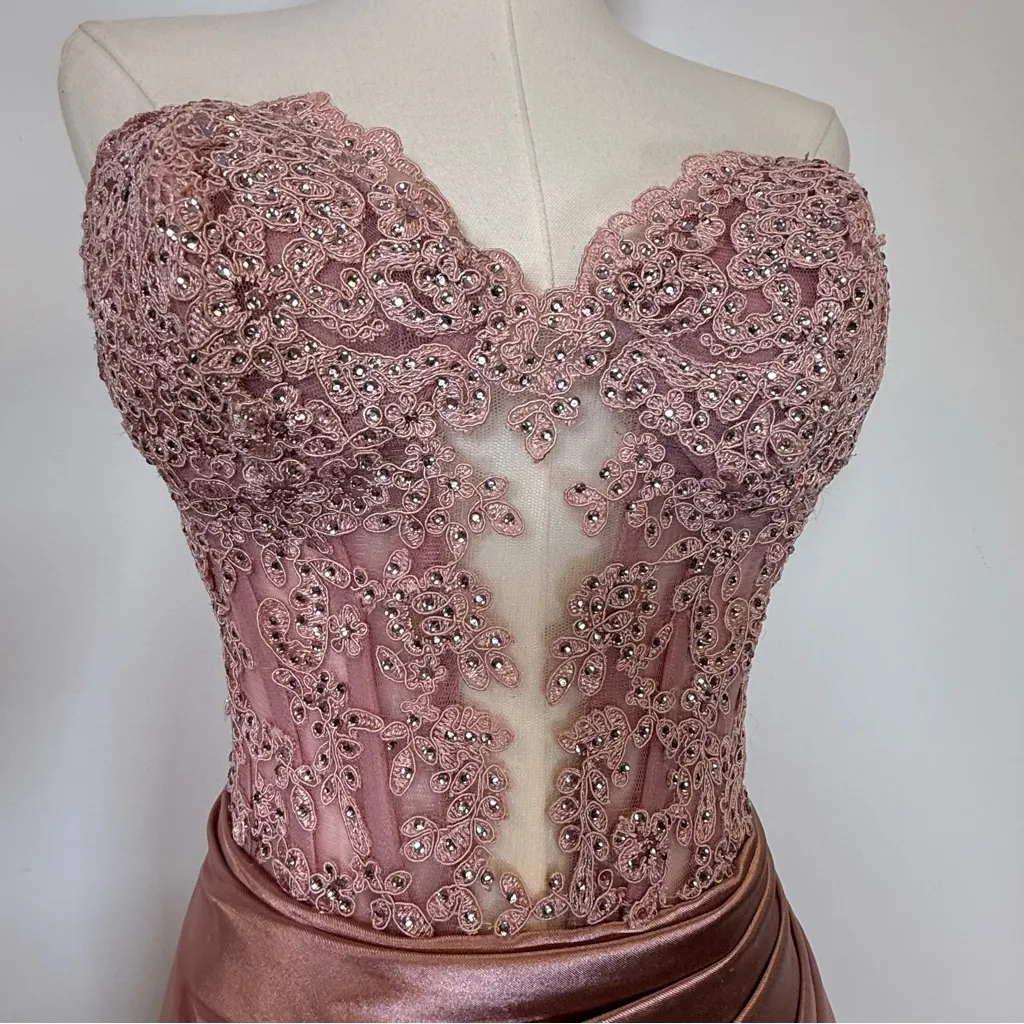 Sherri Hill Strapless Rose Gold Lace Corset Style Formal Gown Women’s Size 2 - Image 10