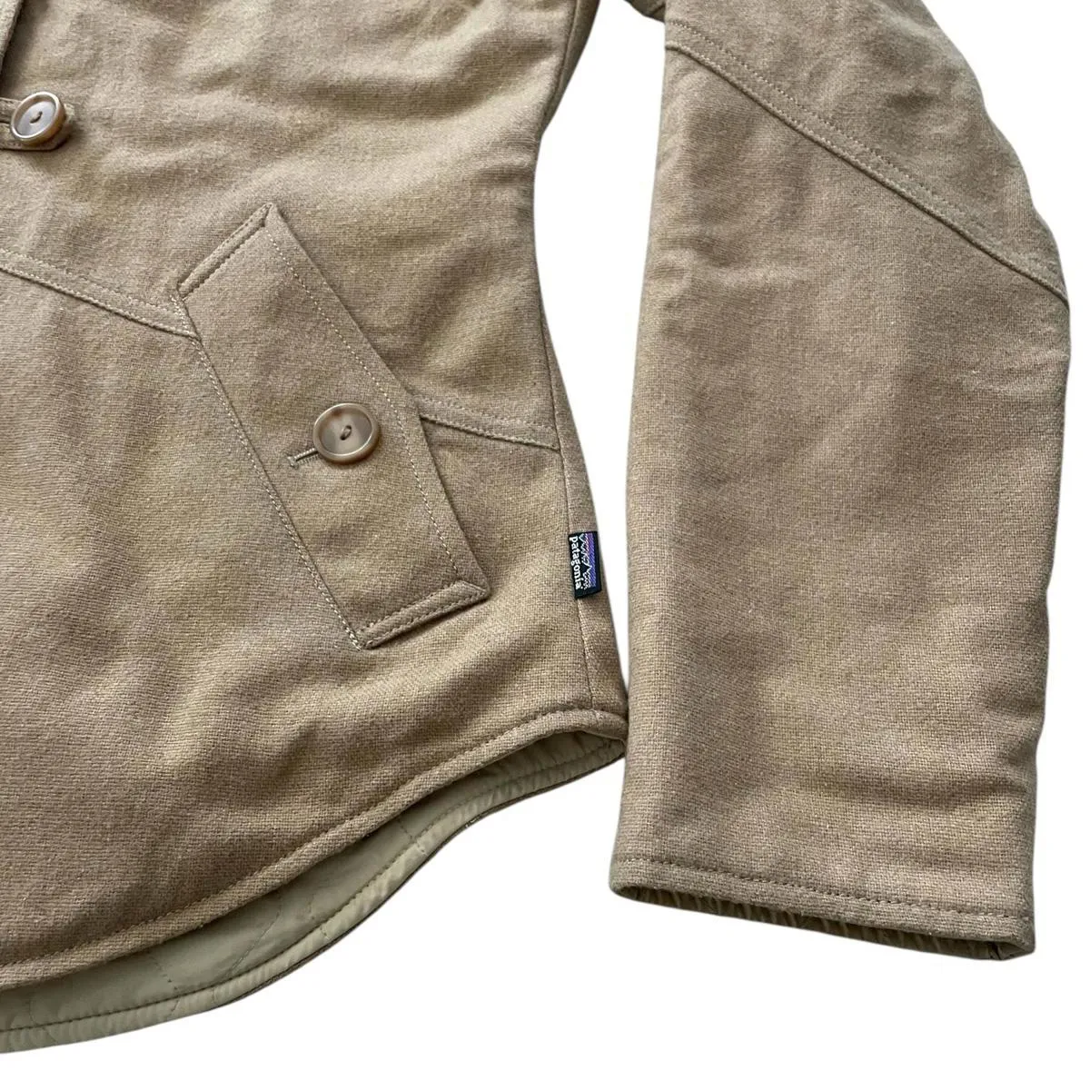 Patagonia Jacket Felted Wool Reversible Hood Quilted Camel Women's Size Medium - Image 6