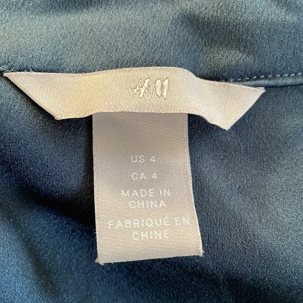 Stunning Dark Blue H&M V Neck Silk Blouse - Image 6