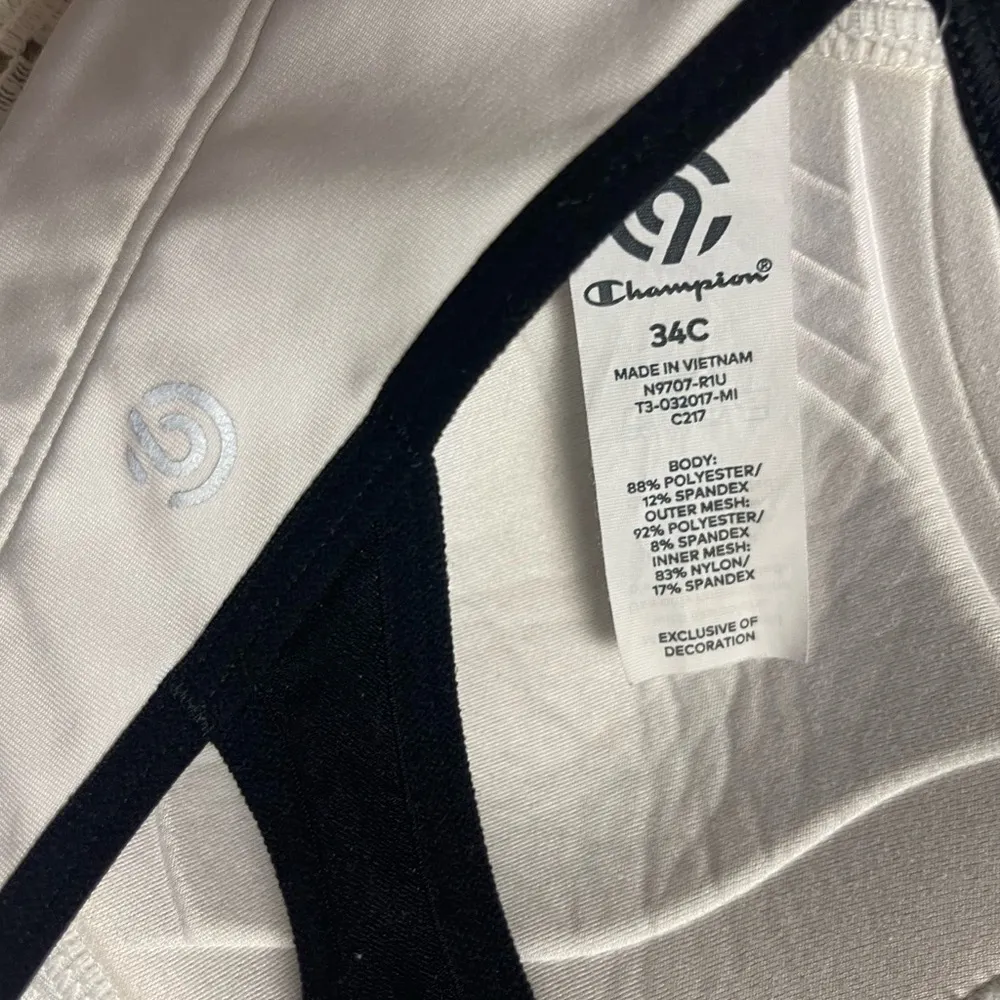 Women’s champion c9 target 34C bra White Size undefined - Image 3