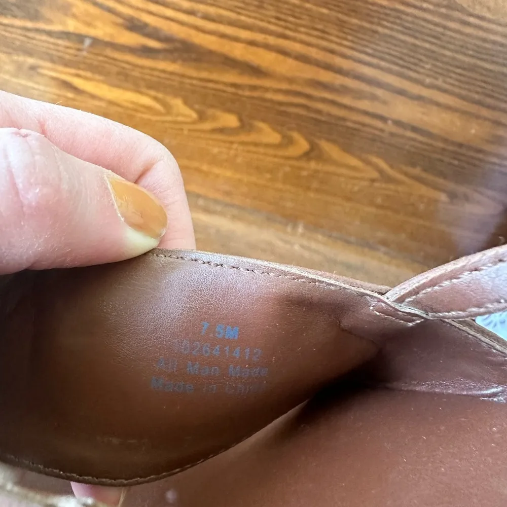 Dressbarn Sandals - Image 5