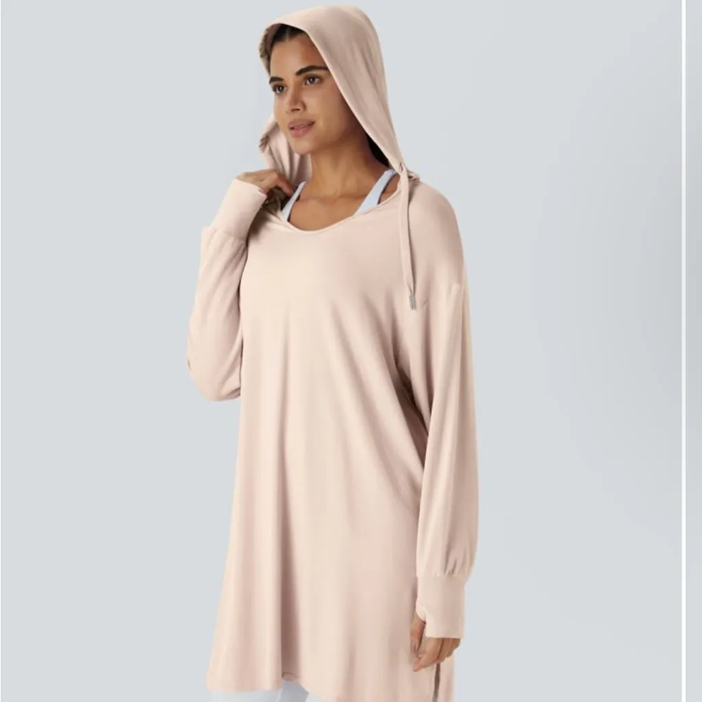 NWOT HALARA Long Sleeve Hoodie lightweight modern oversized size M. Stretch soft - Image 2