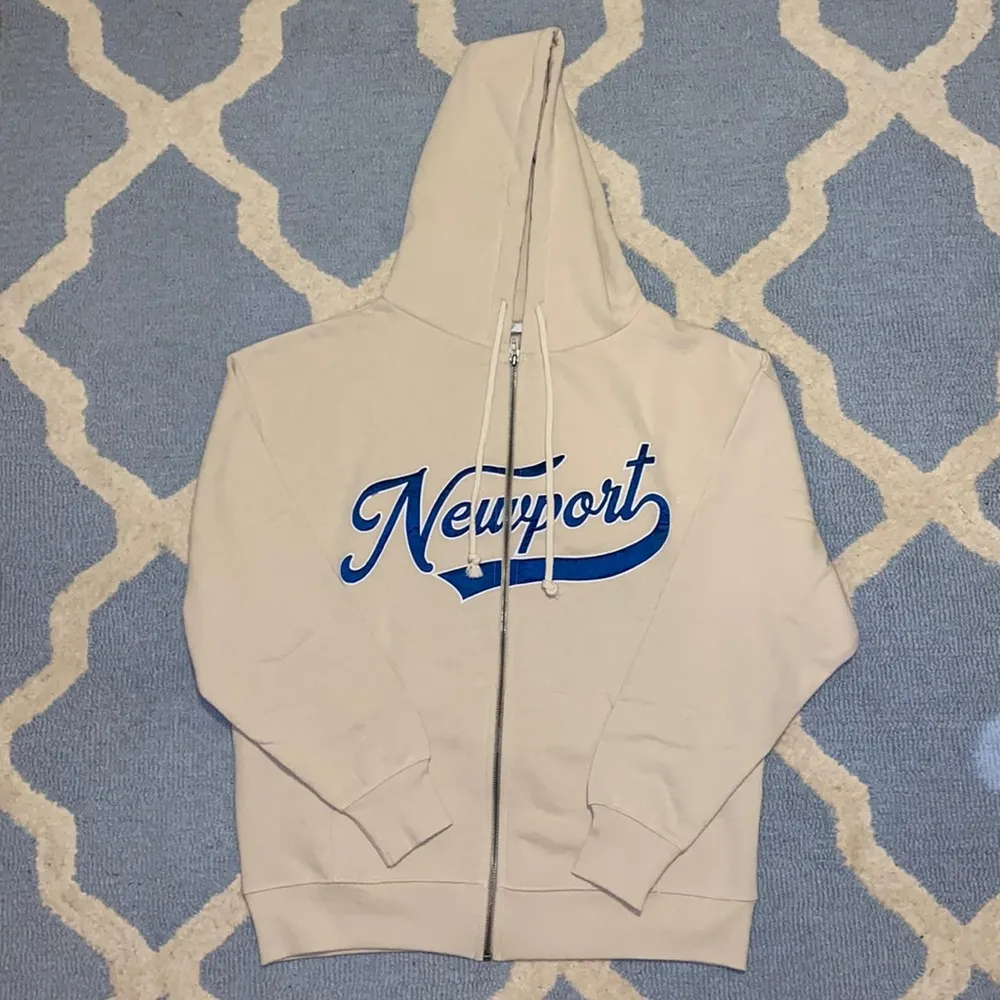 Oversized Newport Hoodie - Image 5