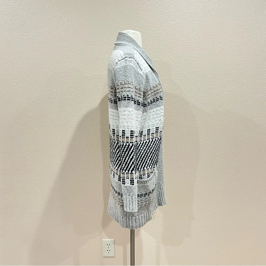 Cupcakes and Cashmere Grey Open Cardigan with Front Pockets Size Small Gray - Image 4