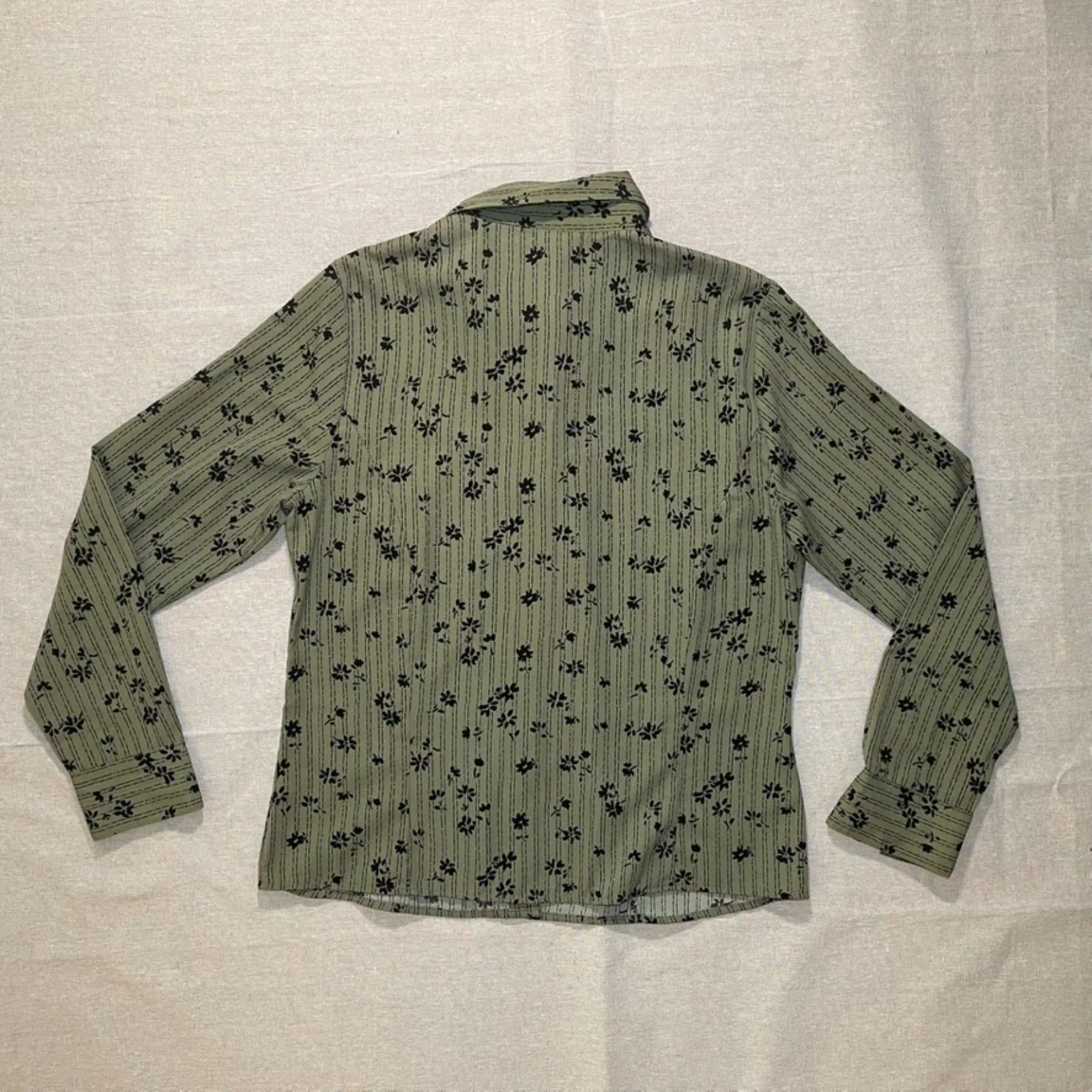 Croft & Barrow | Green Floral and Stripes Button Down Top | Medium - Image 2