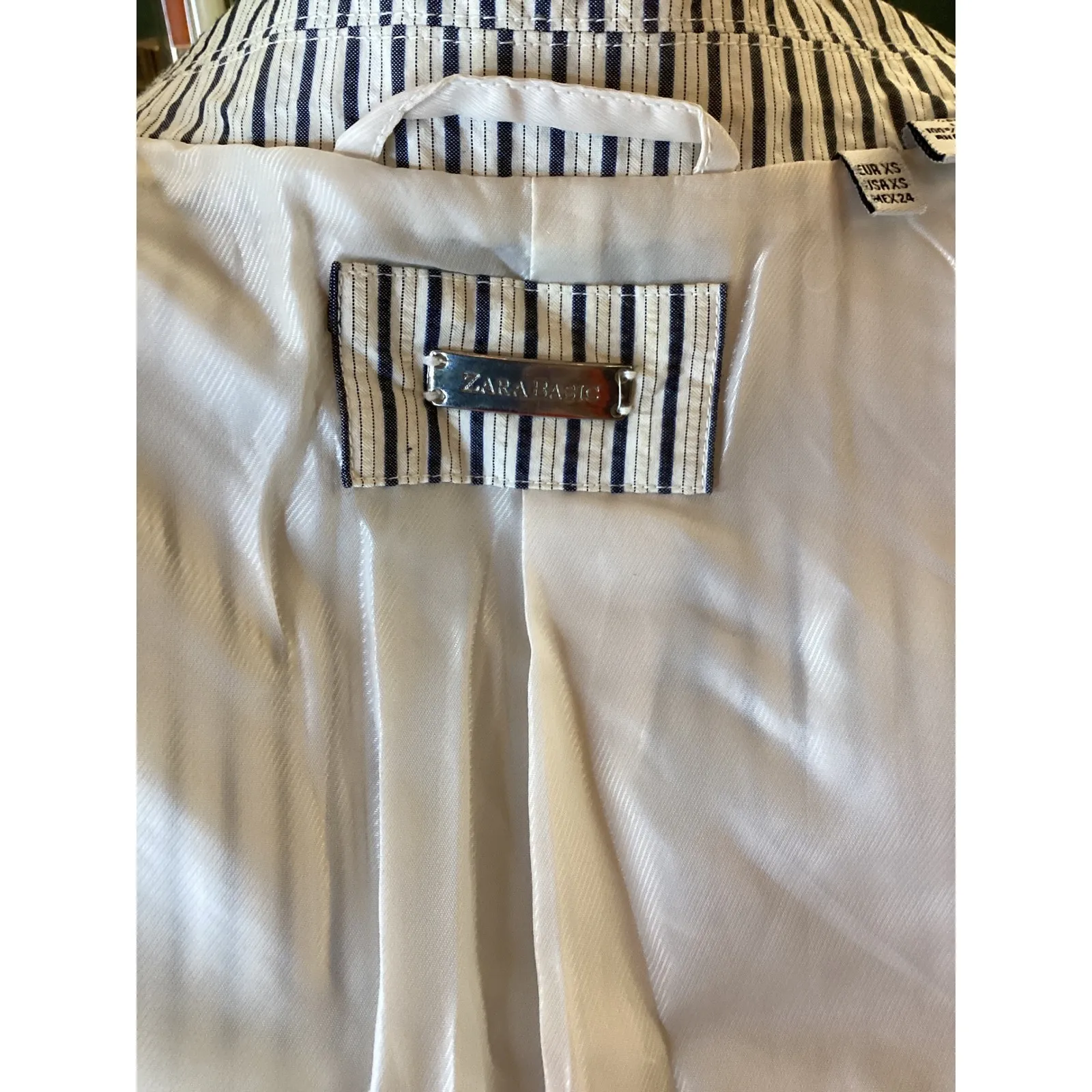 ZARA BASIC Women's Navy White Pinstripe Blazer Jacket Size XS - Image 4