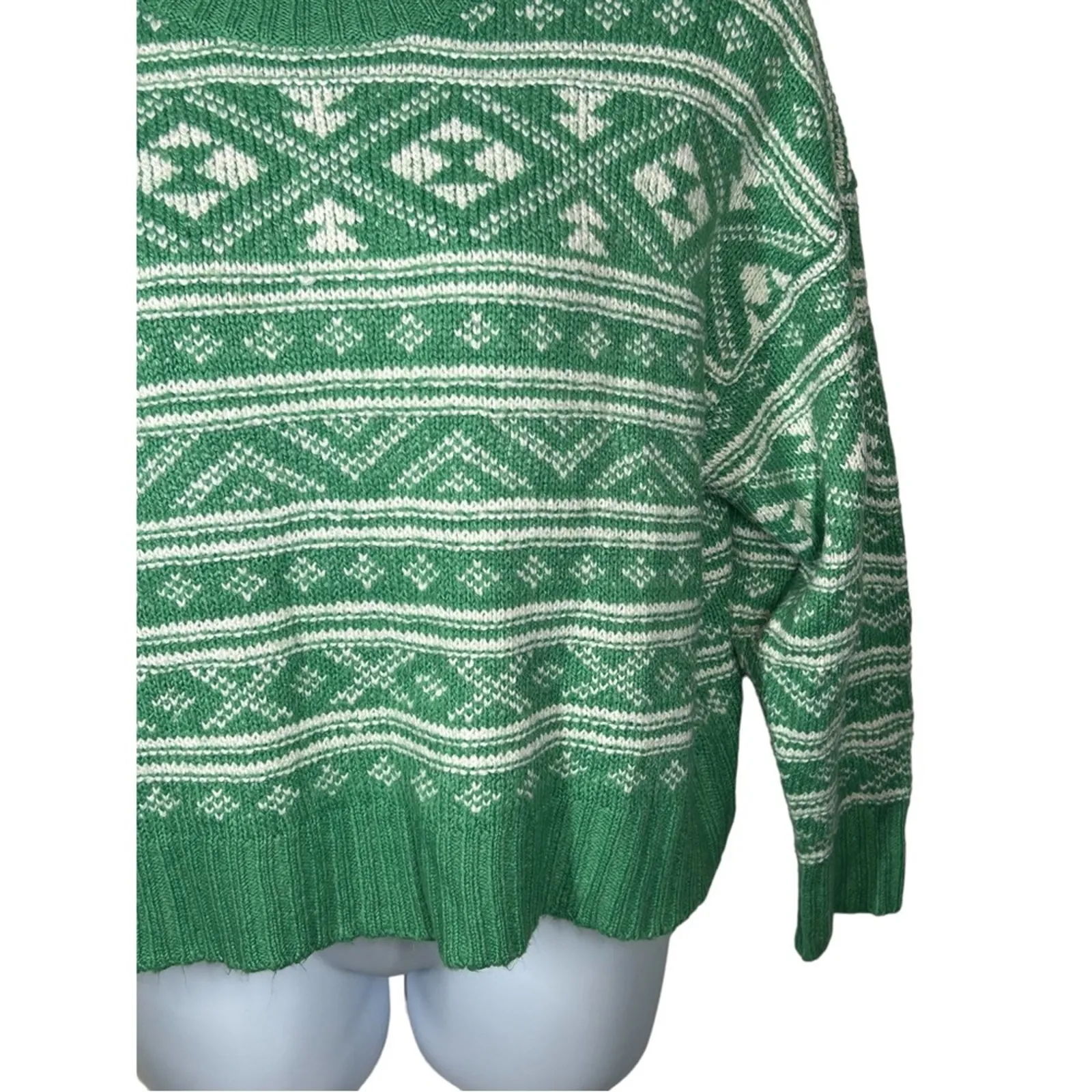 American Eagle Green Fair Isle Snowdrift Sweater Crewneck Large Holiday Sweater - Image 8