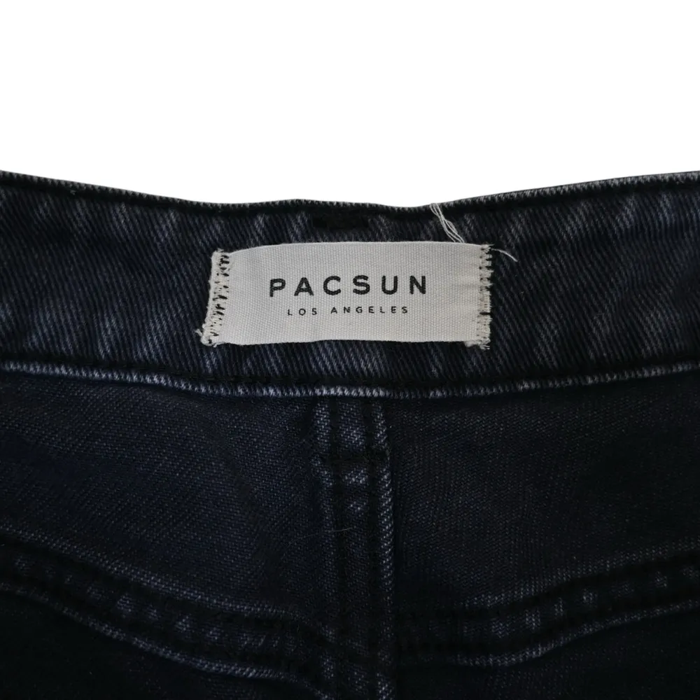 PACSUN Women's 28 Cuffed Denim Mom Short - Image 8