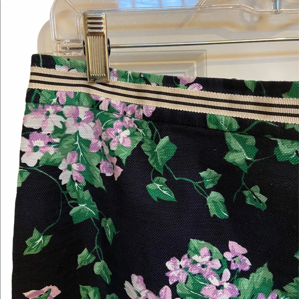 Talbots The Oprah Magazine Collection Size 14P Navy Floral Ribbon Trim Skirt. - Image 2