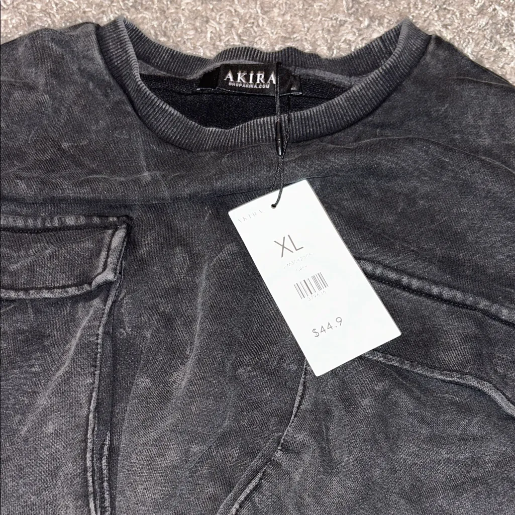 AKIRA Black Long Sleeve Crop Top - Image 5