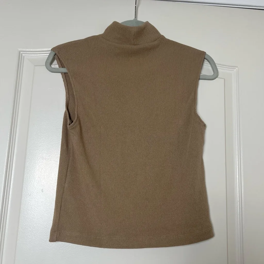 Brand New‎ Enza Costa Sleeveless Knit Turtleneck Top in Tan Size XS - Image 3