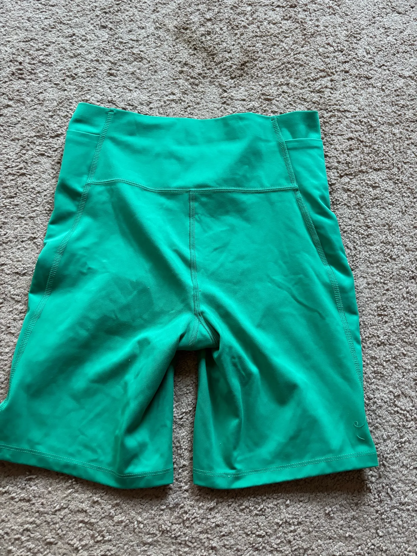 All In Motion Green  Biker Shorts with pockets - Image 4