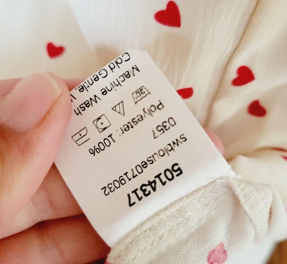 Shein choke heart print blouse size small - Image 8