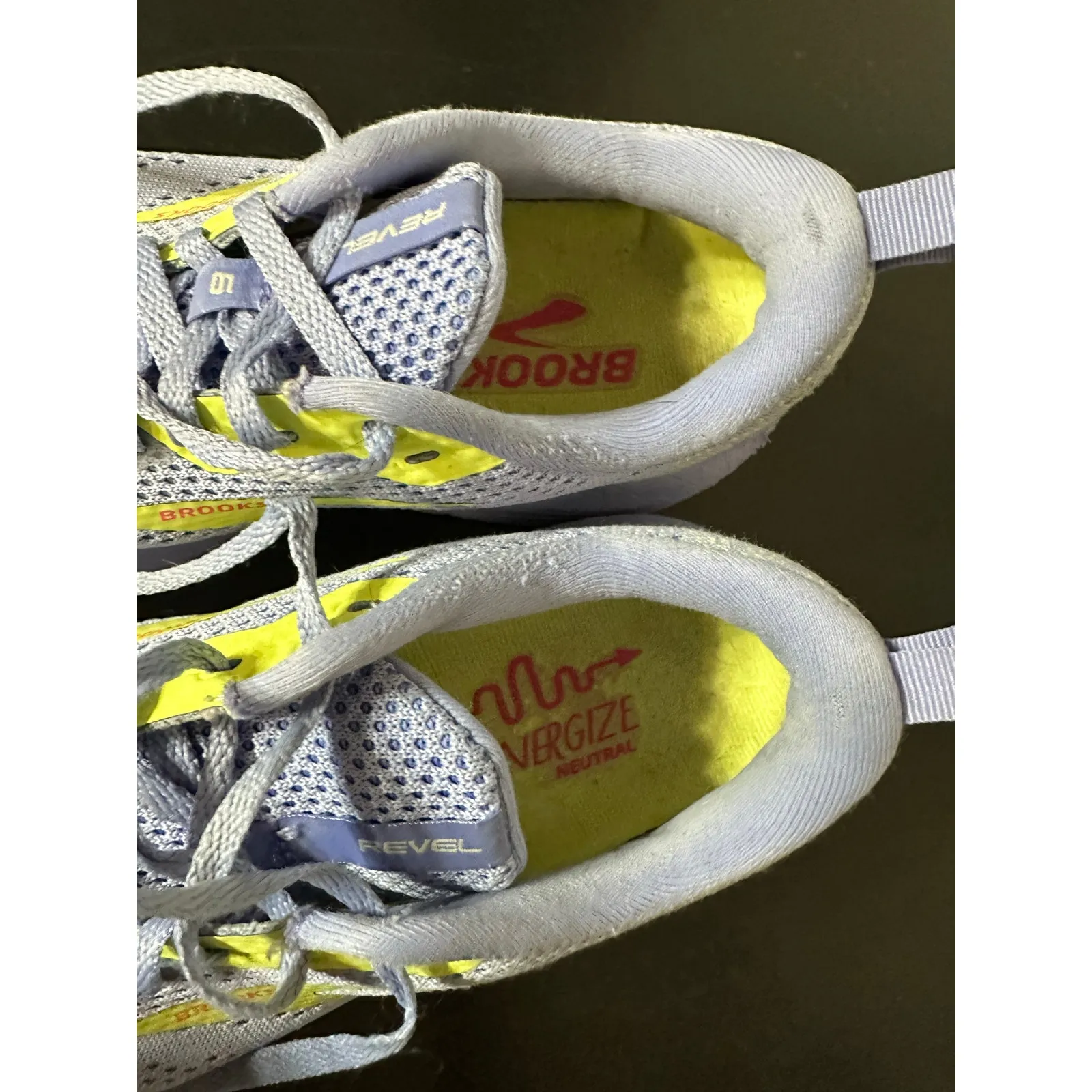 Brooks Revel 6 Running Comfort Sneaker Shoe Women 7 Distance Active Athetic Cute - Image 9