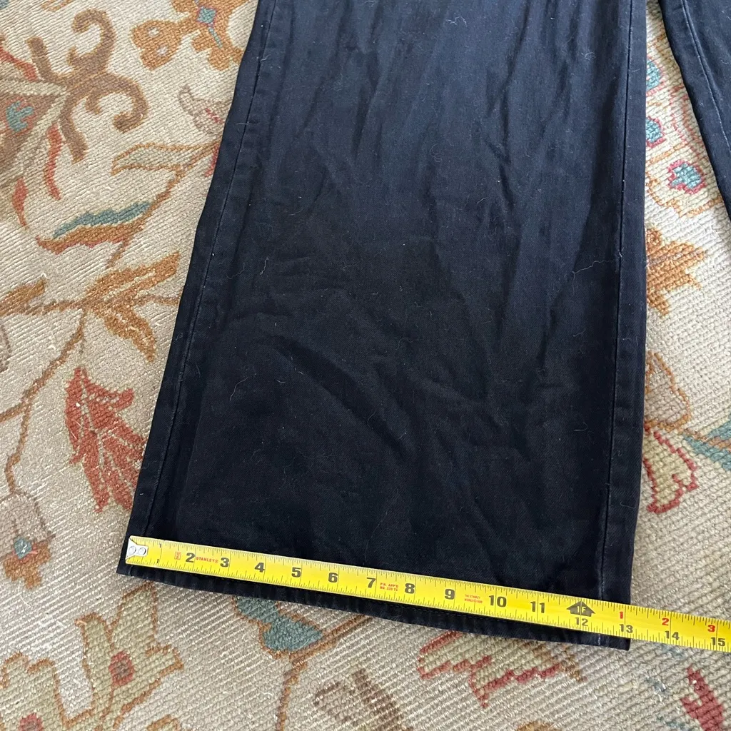 Mid Rise Super Wide-Leg Black fly button Jeans - Image 3