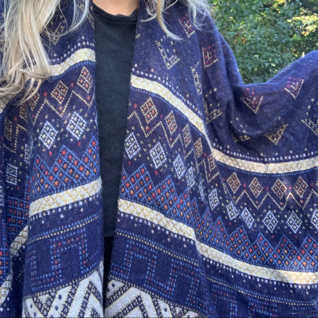 Sparkly sweater shall Blue Size undefined - Image 3