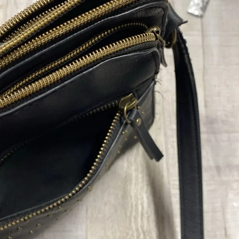 Faux leather crossbody purse with lots of compartments - Image 9