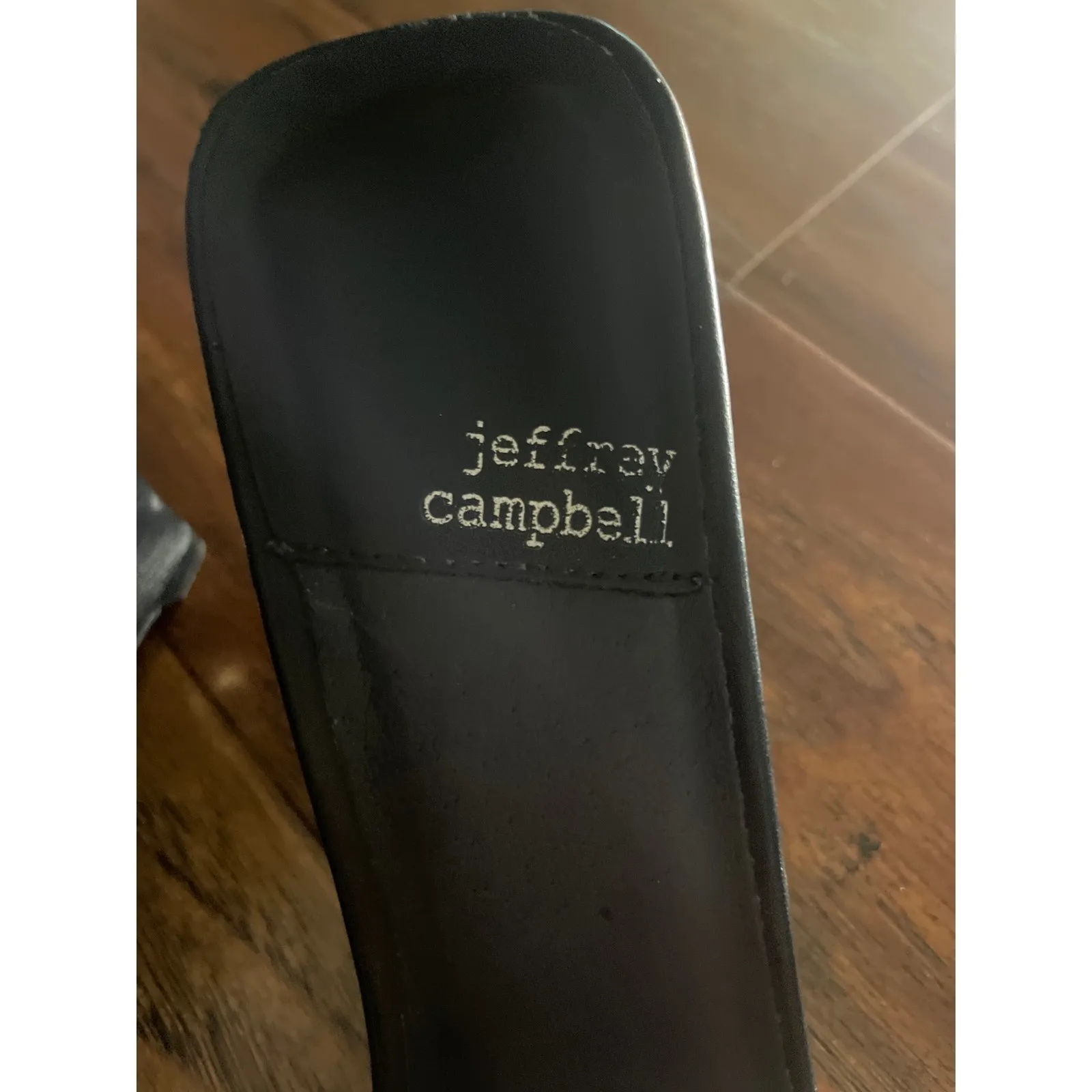 Anthropologie JEFFREY CAMPBELL Black Mule Sandal w Grommets Size 7.5 Slide Shoe - Image 3