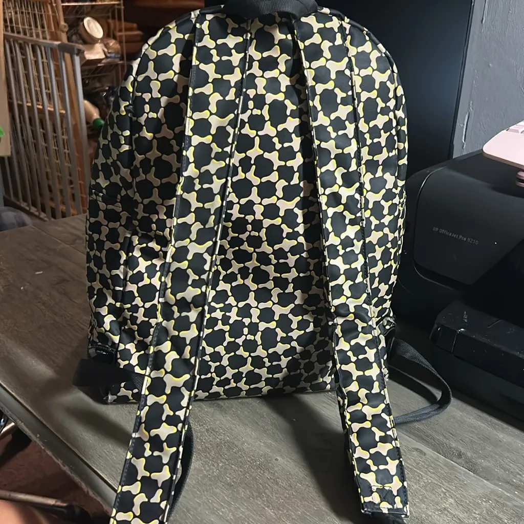 Longchamp Black & Tan Nylon Backpack - Image 3