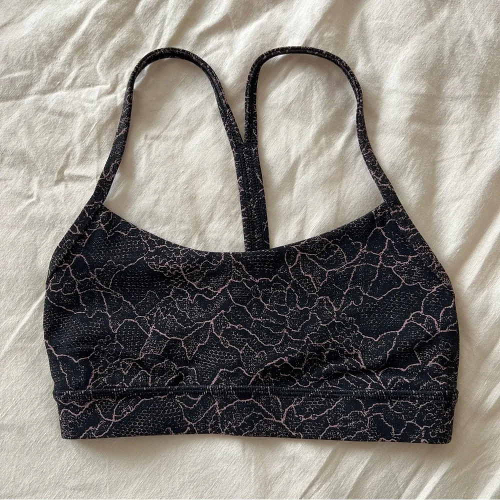 Women’s Lululemon Flow Y Sports Bra Nulu Lacescape Spanish Rose Black 2 Floral - Image 2
