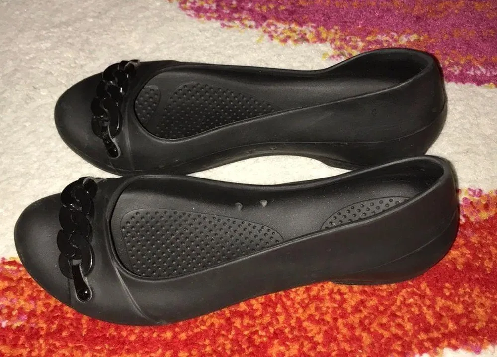 CROCS Gianna Black Chain Ballet Flats - Image 3