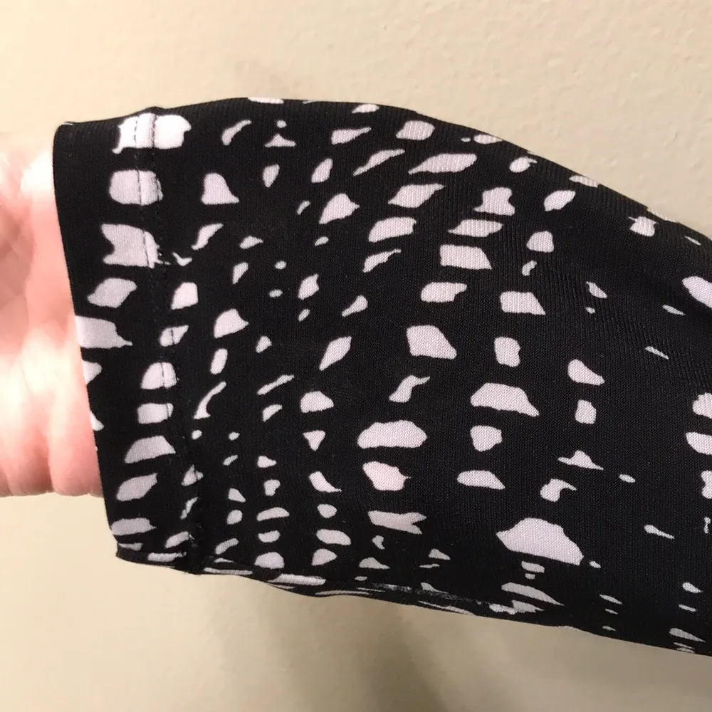 Lauren Ralph Lauren Women’s Patterned Black and White Boatneck Ruched Side Dress - Image 4