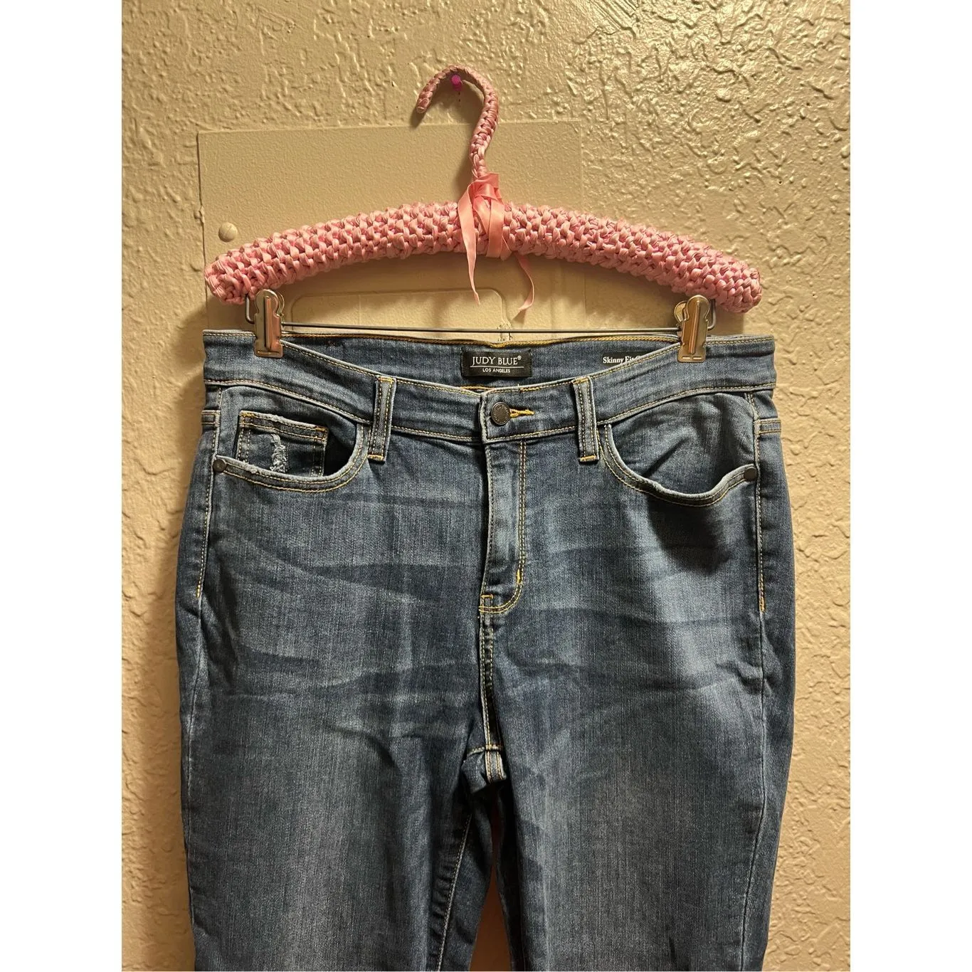 Judy Blue Skinny Fit Capri Jeans Woman’s Size 31 - Image 4