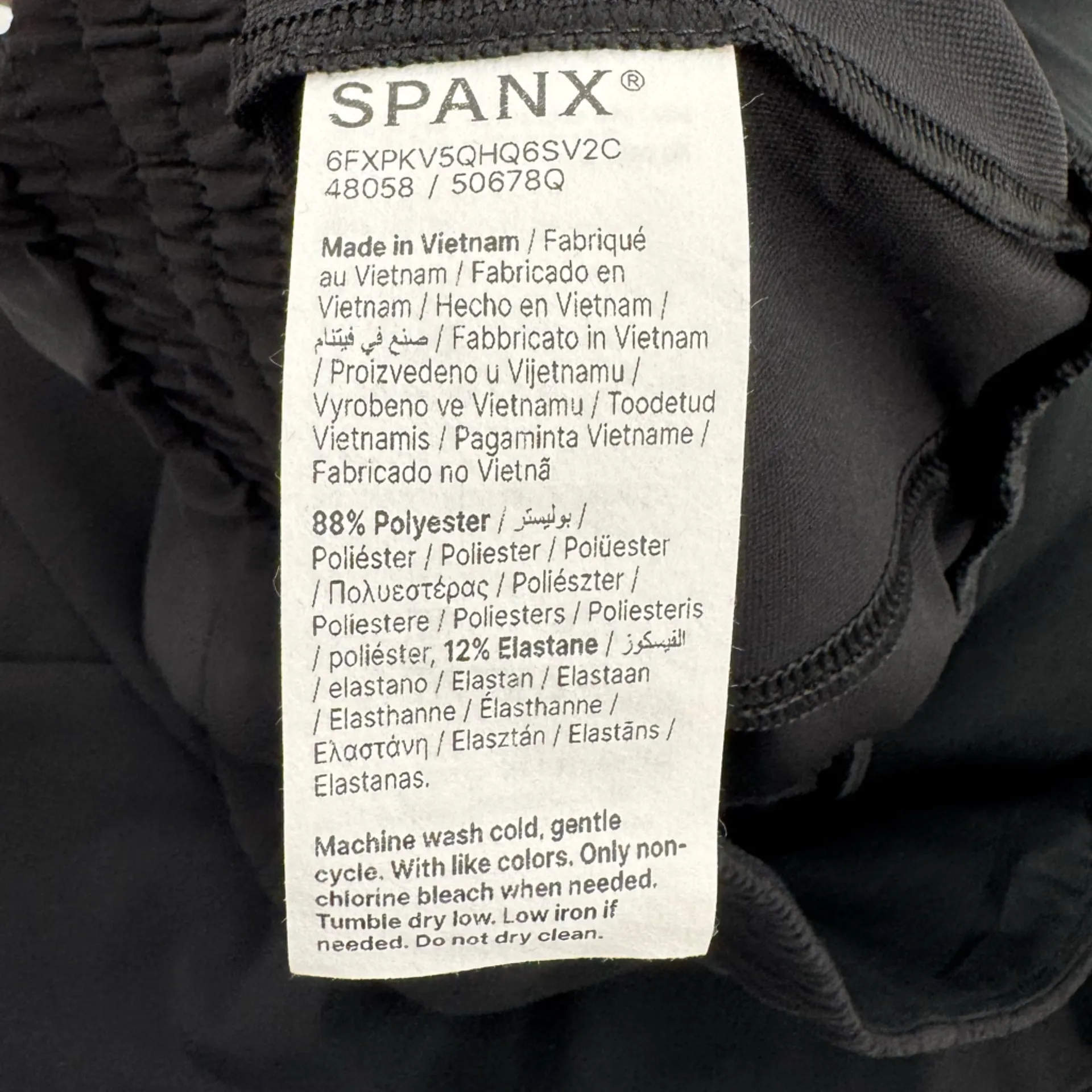 Spanx Women's Casual Fridays Tapered Pant In Very Black Size Small Petite NWT - Image 7