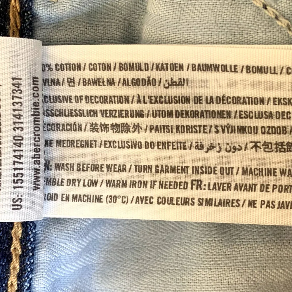 Abercrombie & Fitch High Rise Tapered Jean in Dark Acid Wash - Image 10